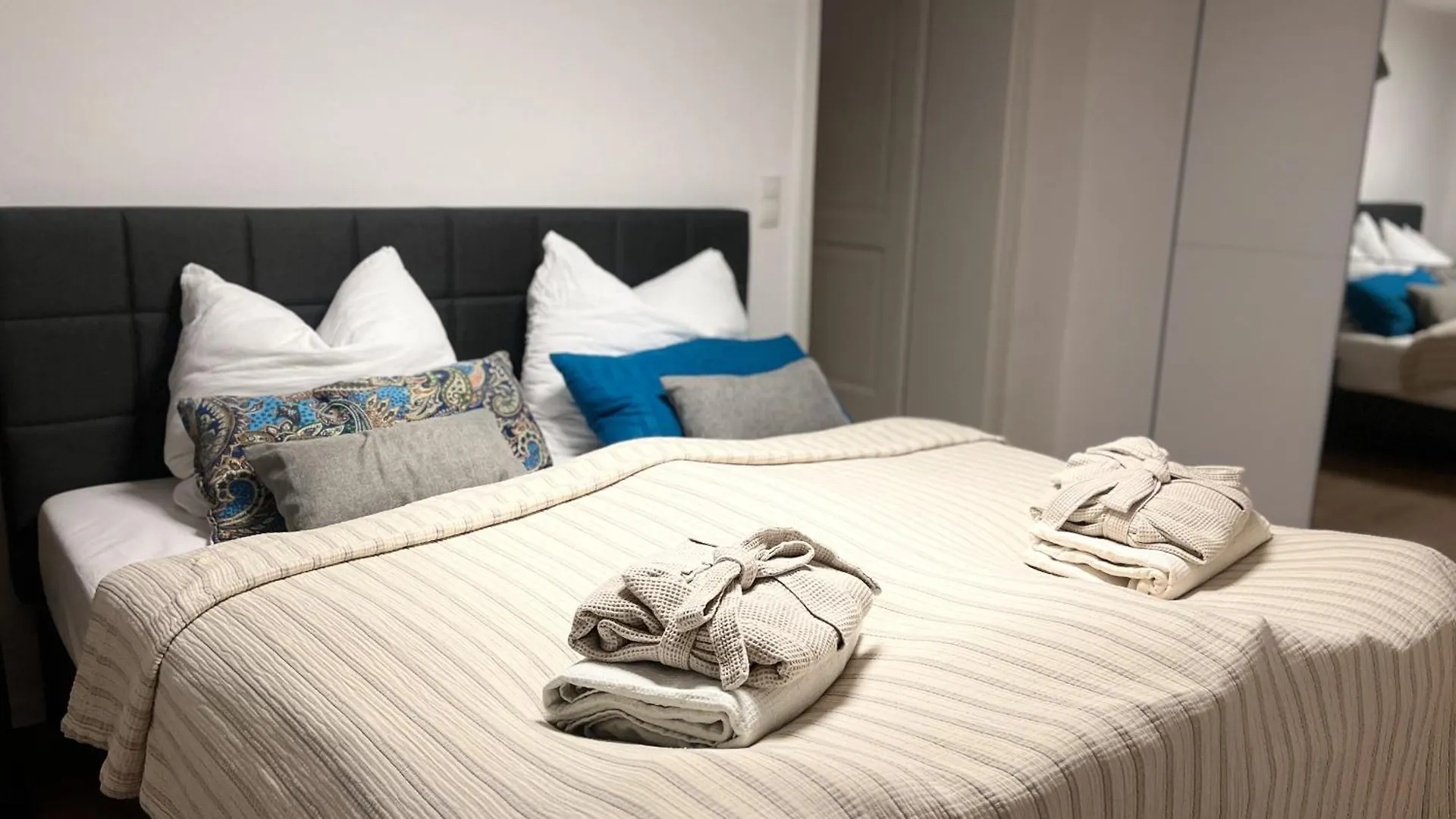 Apartamento Appartement Kleine Auszeit Mit Privater Sauna Erkheim Alemania